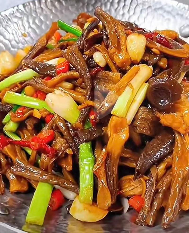 热菜 干锅鹿茸菌