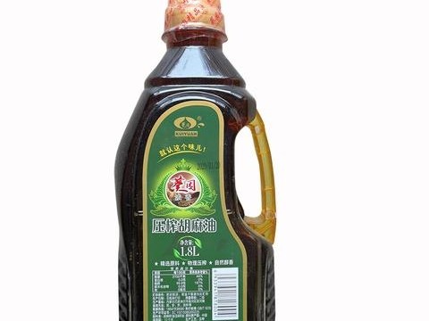 醇香胡麻油 传统工艺慢火培香 凉拌调汤热炒多用 无添加健康油