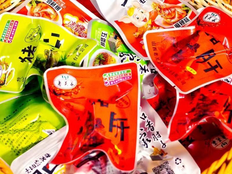 老关家牛肉一口香入口酥烂秘制酱香开袋即食